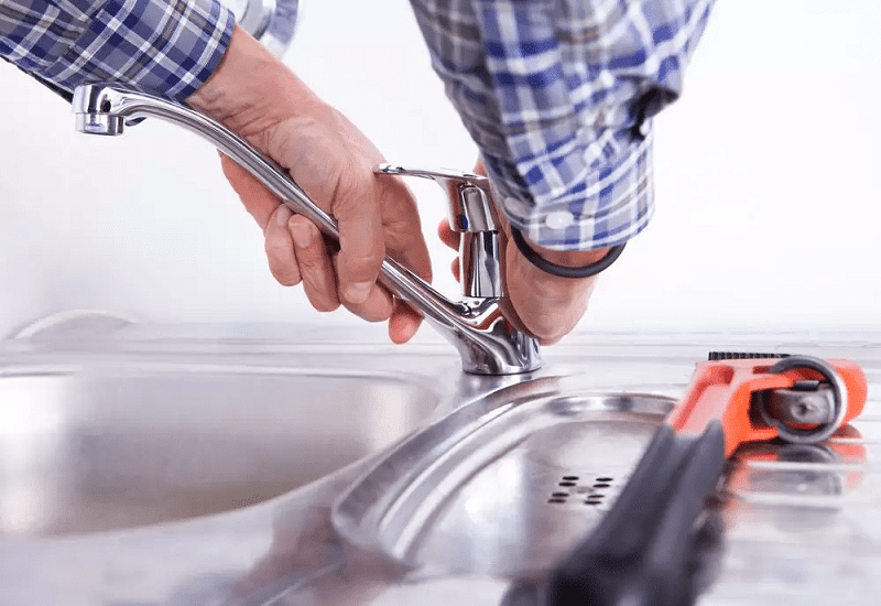 Bellevue-Bathroom-and-Kitchen-Faucet-Repair