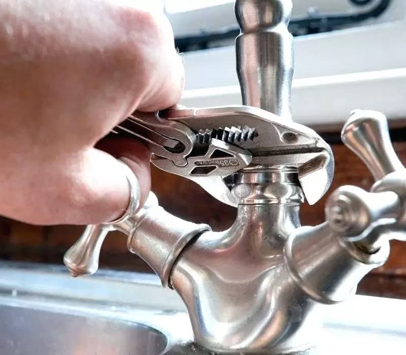 Sumner-Kitchen-Faucet-Repair